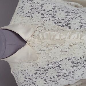 Vintage TuEllys Ivory Lace Shirt With Satin Collar And Ruffles.